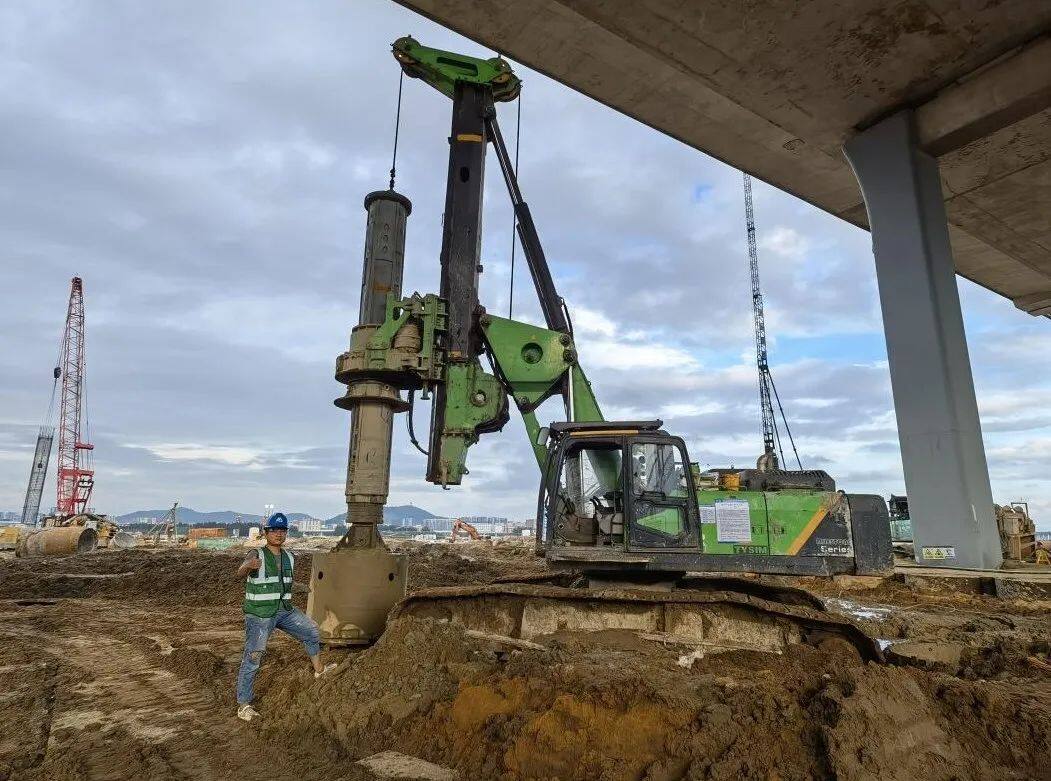 施工現(xiàn)場(chǎng)拍圖