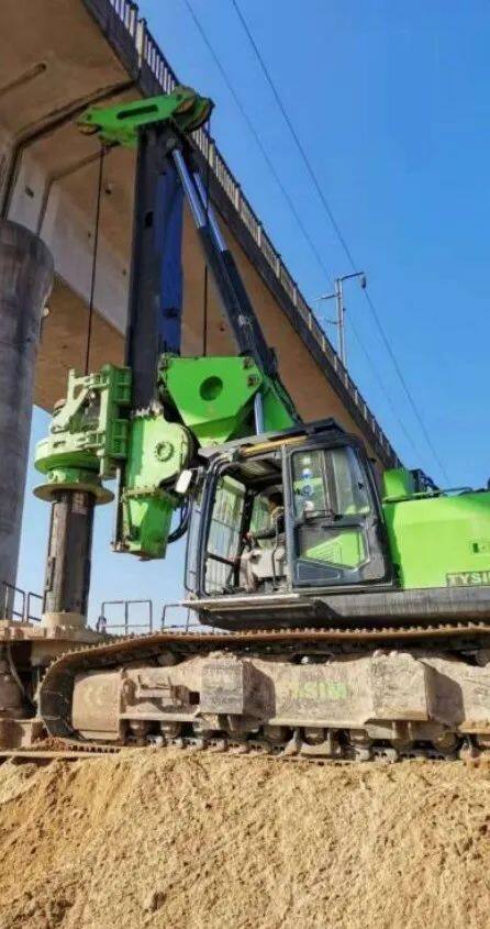 施工現(xiàn)場(chǎng)拍圖