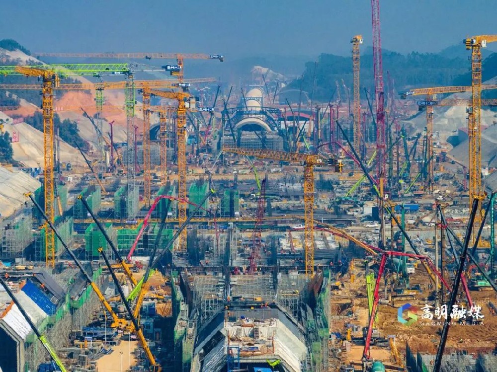 現(xiàn)場(chǎng)直擊！樁基工程完成85%！設(shè)站高明的高鐵站進(jìn)展