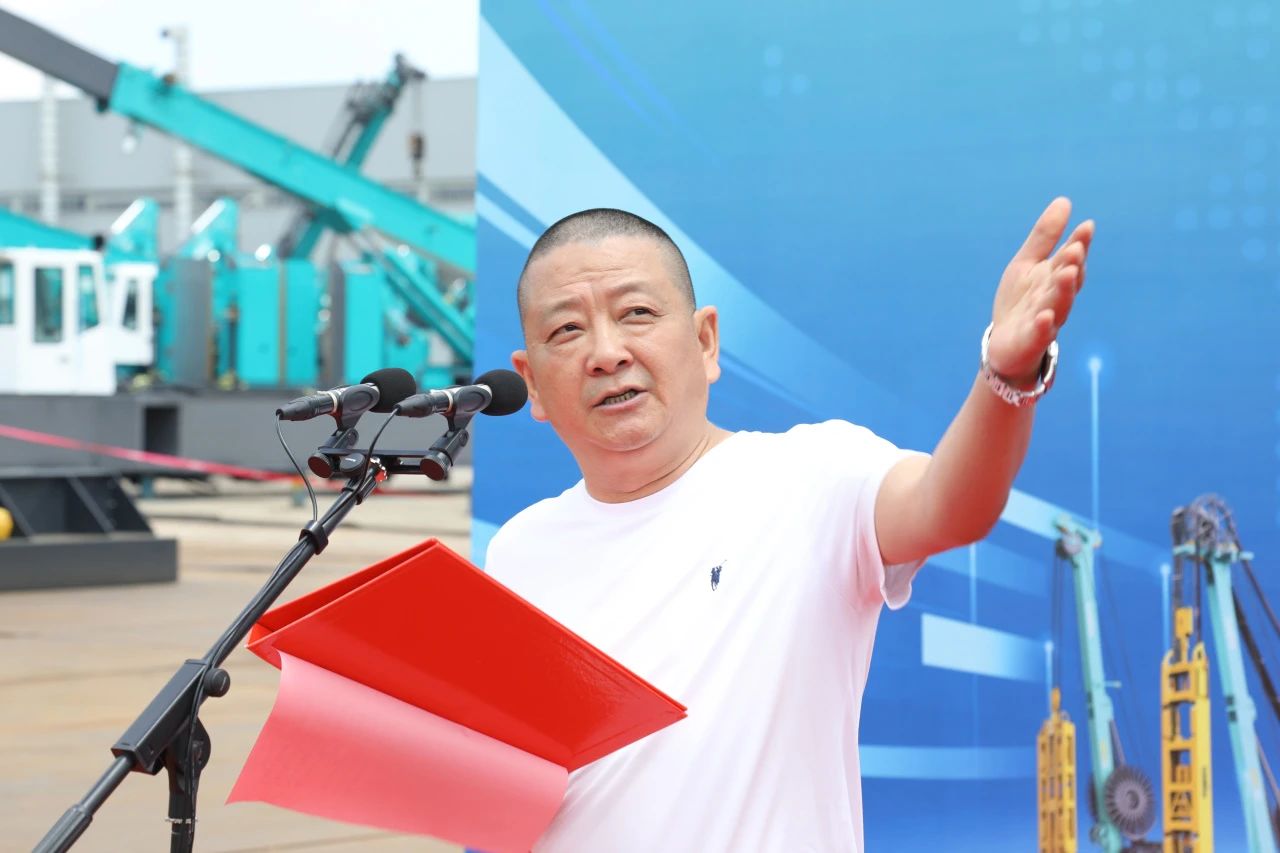 “破紀(jì)錄王者”再出征！山河智能SWDM800旋挖鉆機(jī)成功交機(jī)